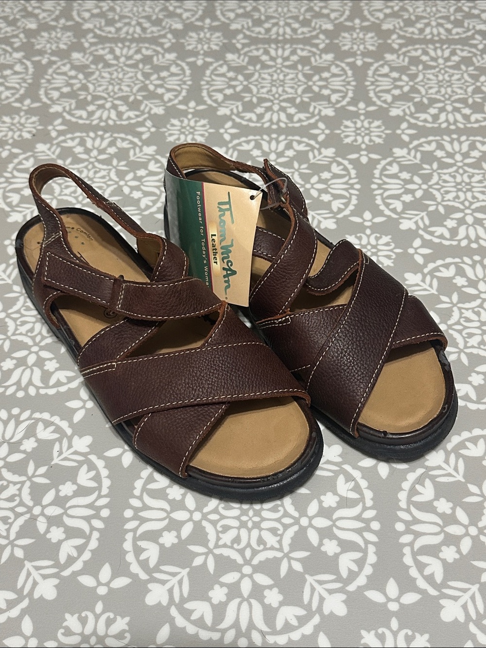 Thom McAn Brown Cross-Strap Leather Sandals